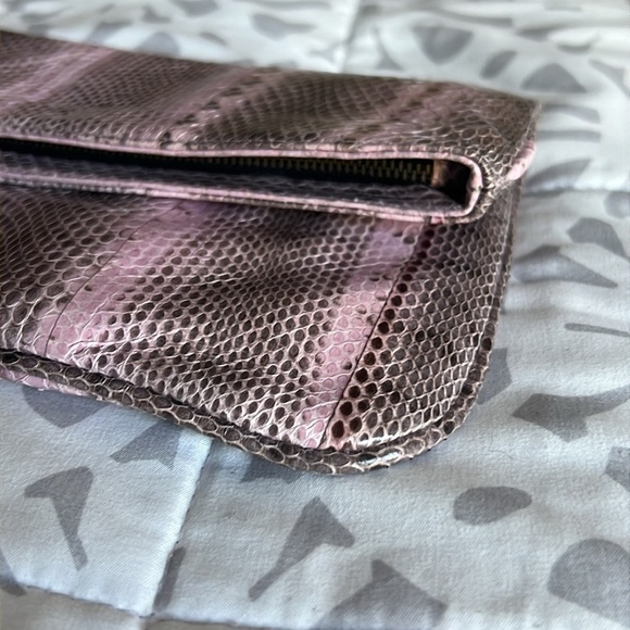 Beirn Striped Snakeskin Print Zipper Envelope Clutch Handbag Pink Large - Picture 6 of 7